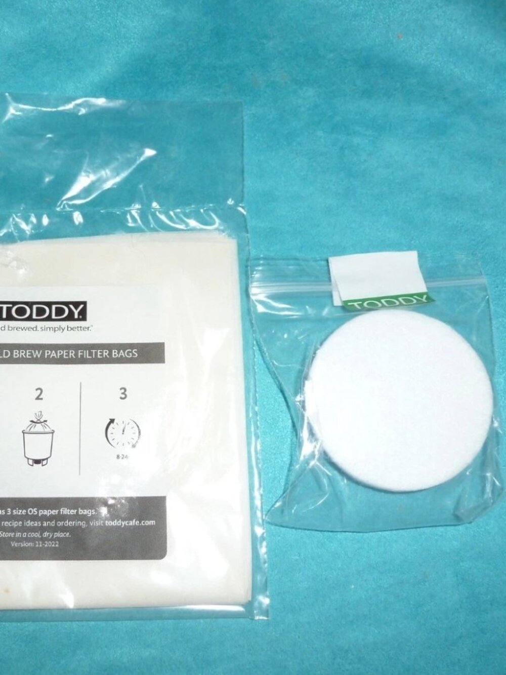 Lot 4-Toddy 2 felt, 2 paper Filter Cold Brew Coffee System Genuine Replacement